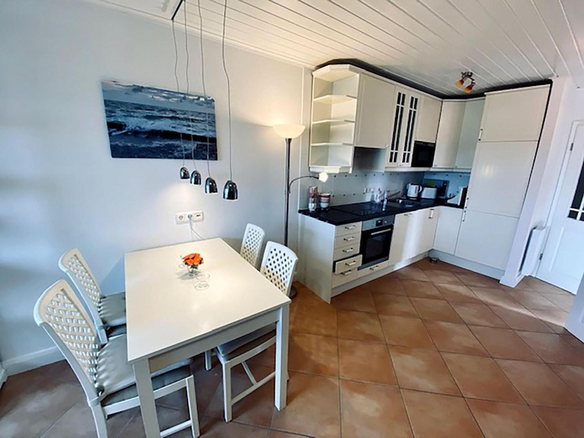 Haus-Duewelswarft-Whg-Delphin Apartment Sankt Peter-Ording Bagian luar foto